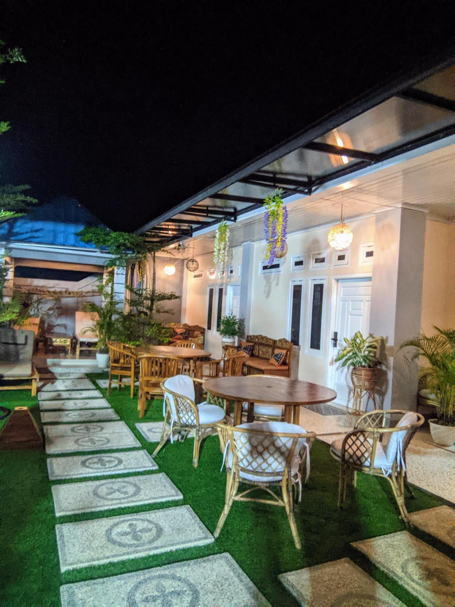 La Geiro Villa Labuan Bajo Luaran gambar